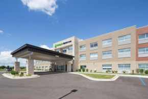  Holiday Inn Express Rochester Hills, an IHG Hotel  Рочестер Хилс